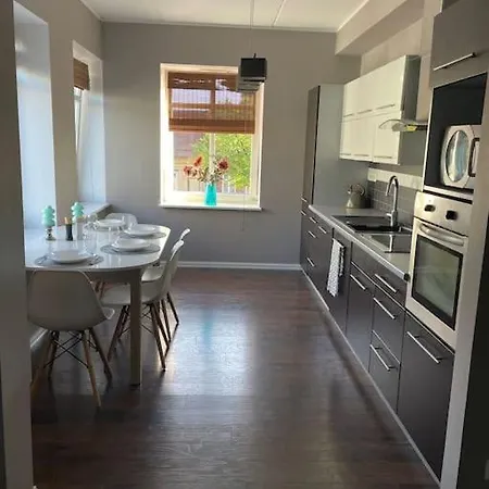 Cozy Sauna Apartment *